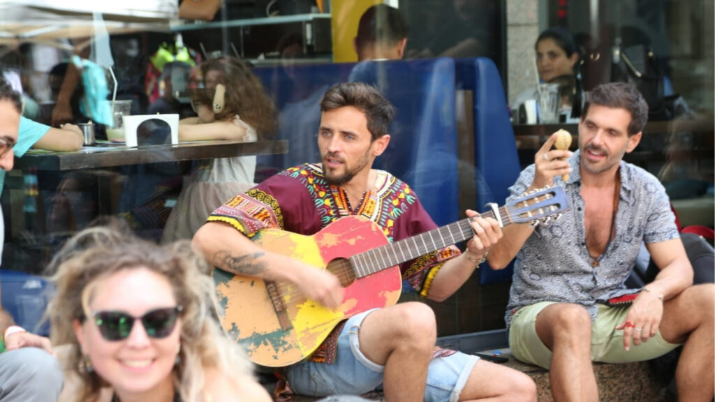 Ahla Fawda Life Beat Festival 2022 fun street festival entertainment food free entrance lebanon events beirut hamra food local vendors exhibitors live performances community joy