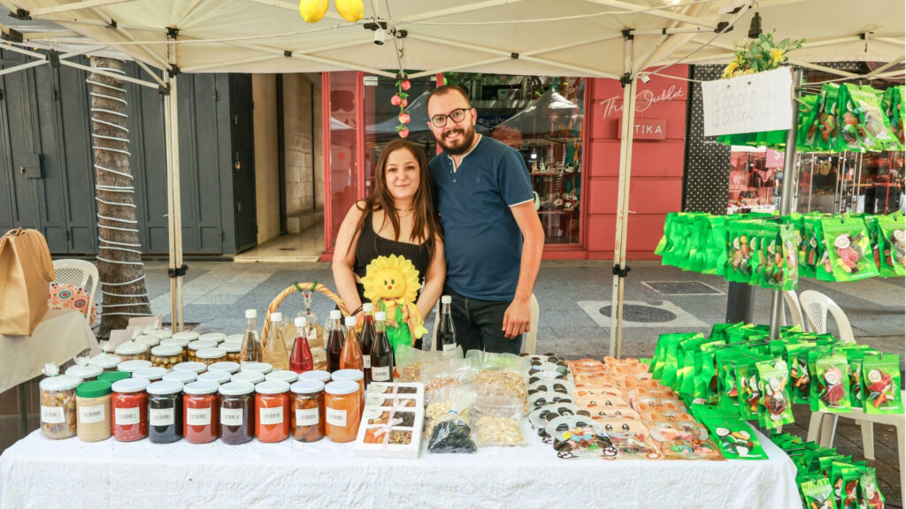 Ahla Fawda Life hamra nostalgique 2025 fun street festival entertainment food free entrance lebanon events beirut hamra food local vendors exhibitors live performances community joy kids activities artists singer lebanese talents culture shop